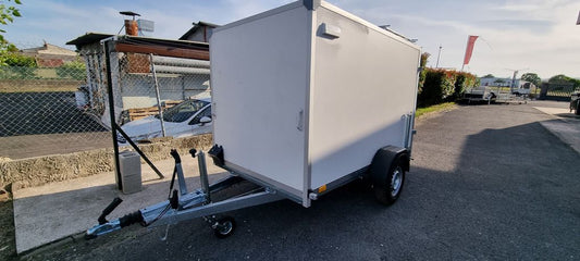 Remolque BORO Van F2513P – Capacidad de 750 kg